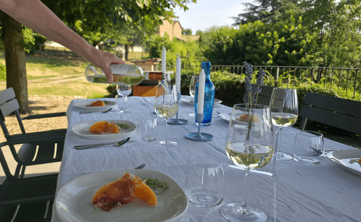 Outdoor dining